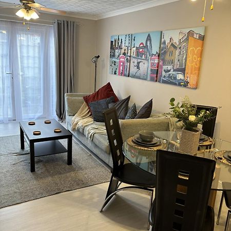Вілла Cosy Corner - 2 Beds, Free Parking, Next To Southampton General Hospital Екстер'єр фото