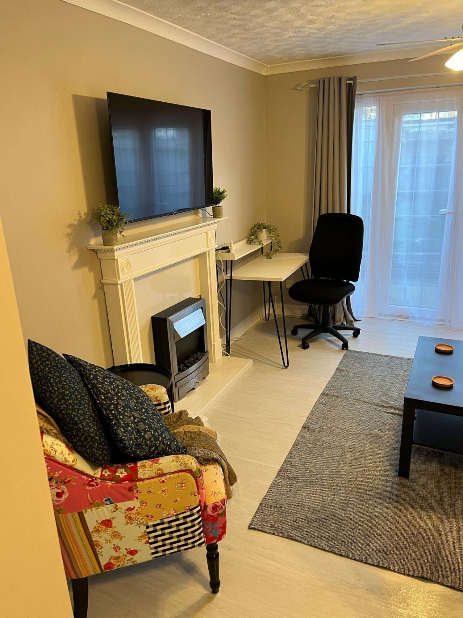 Вілла Cosy Corner - 2 Beds, Free Parking, Next To Southampton General Hospital Екстер'єр фото