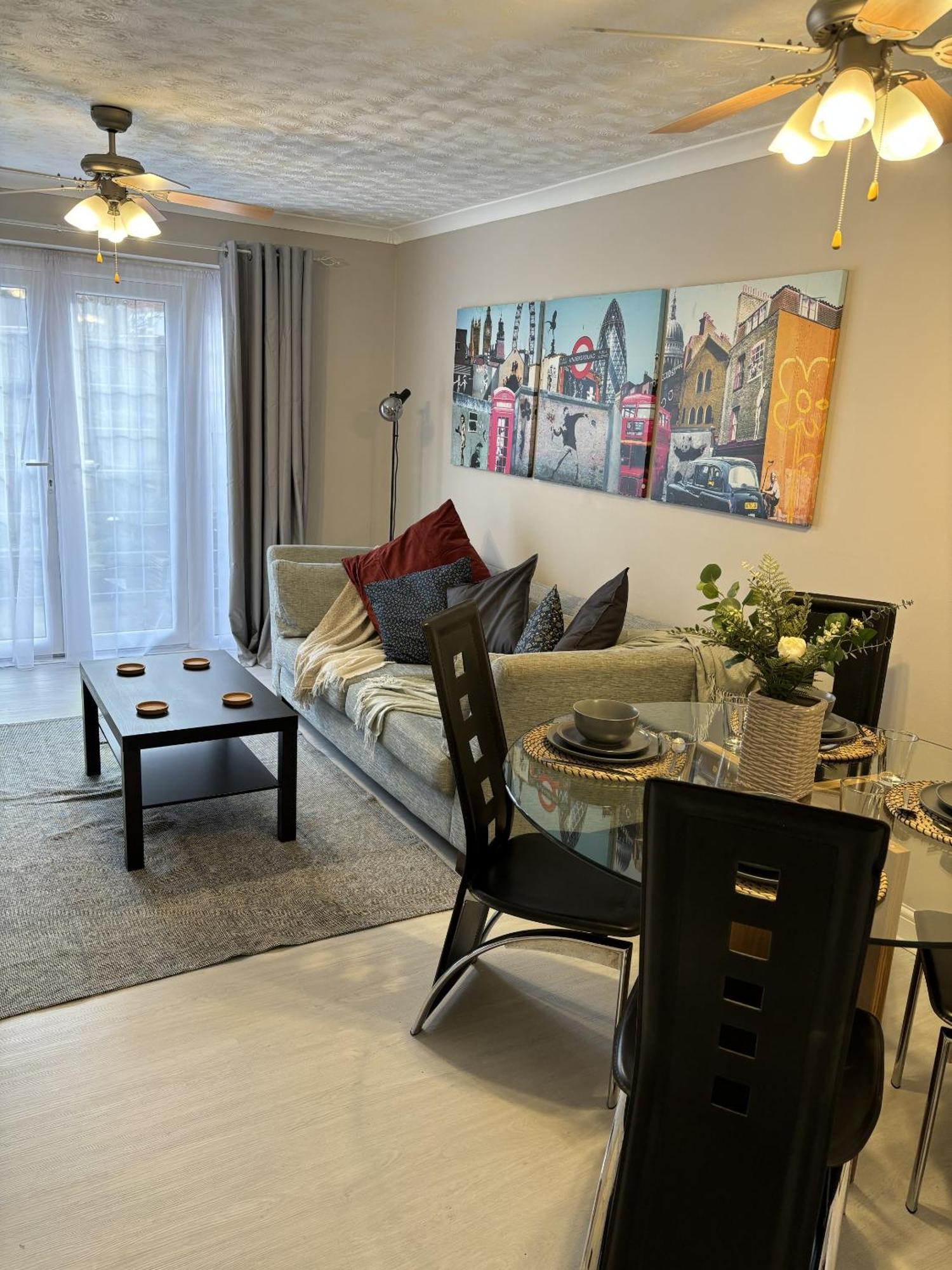 Вілла Cosy Corner - 2 Beds, Free Parking, Next To Southampton General Hospital Екстер'єр фото