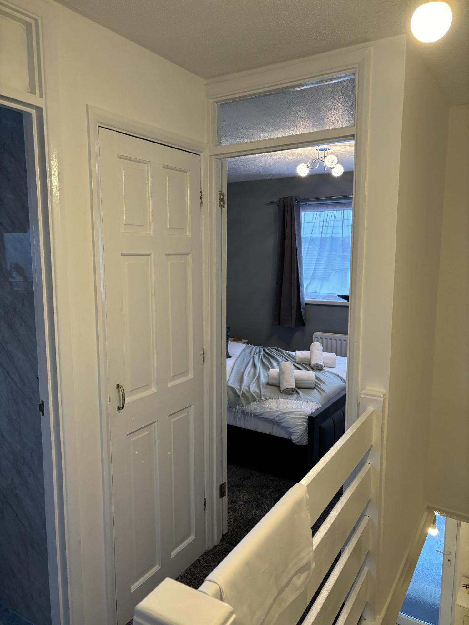 Вілла Cosy Corner - 2 Beds, Free Parking, Next To Southampton General Hospital Екстер'єр фото