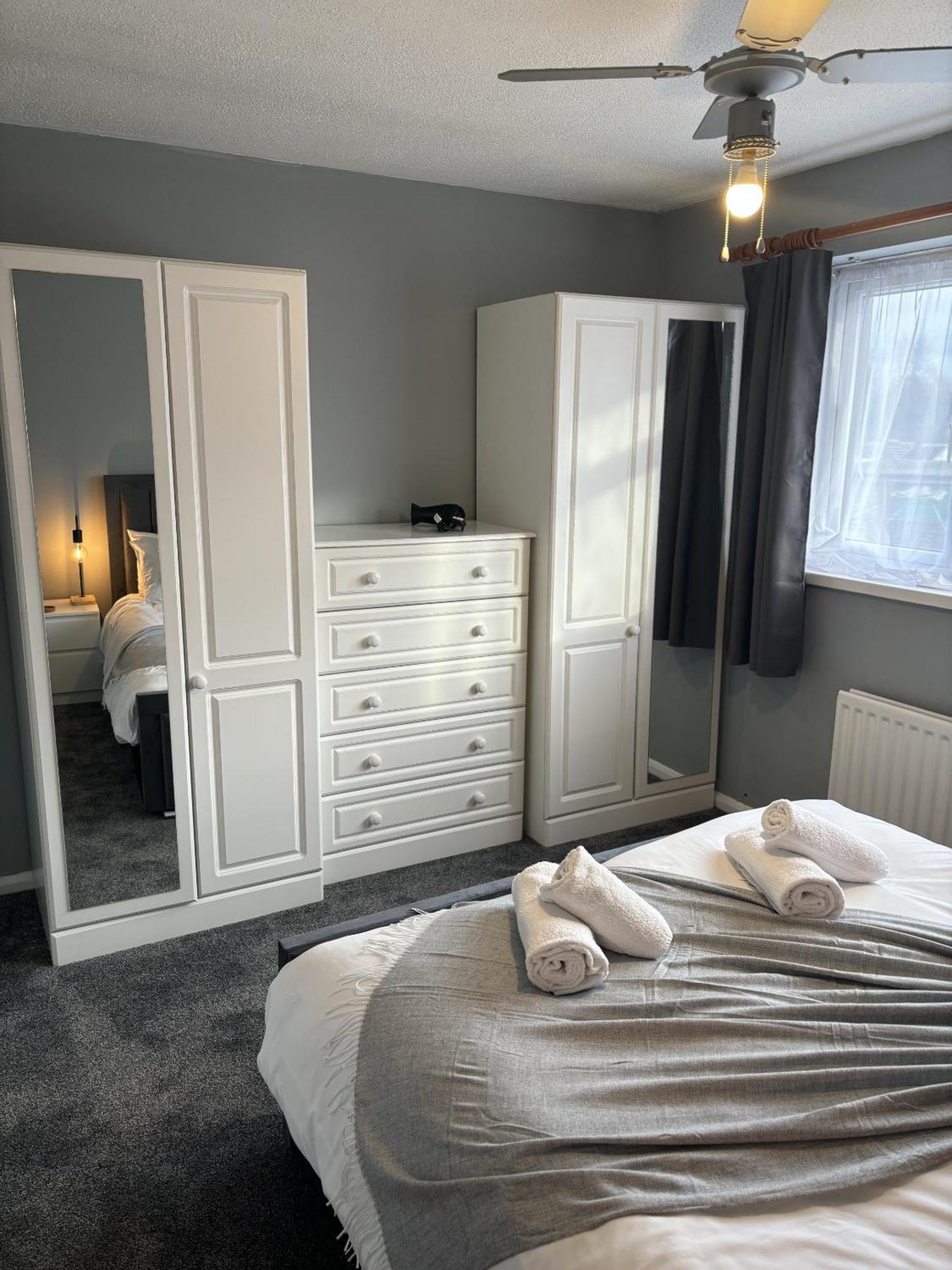 Вілла Cosy Corner - 2 Beds, Free Parking, Next To Southampton General Hospital Екстер'єр фото